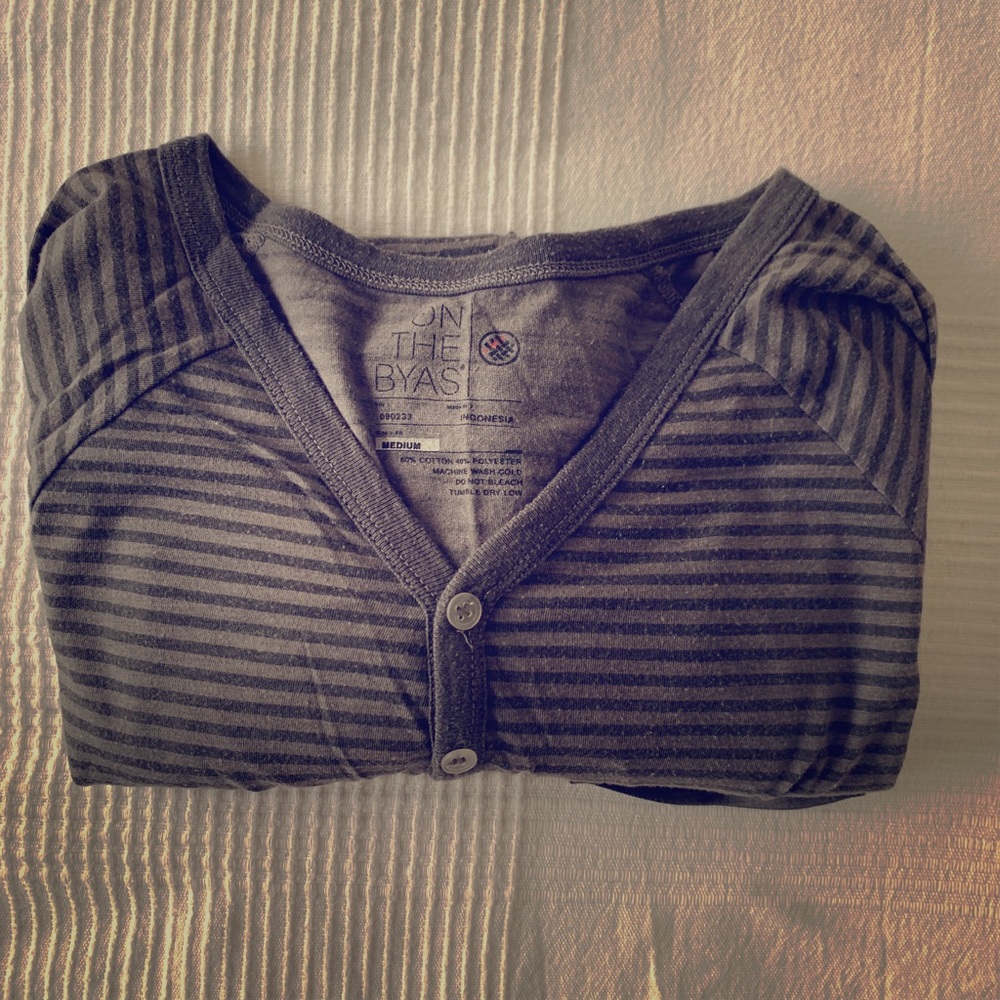 On the Byas - Medium - Men’s Long-sleeve